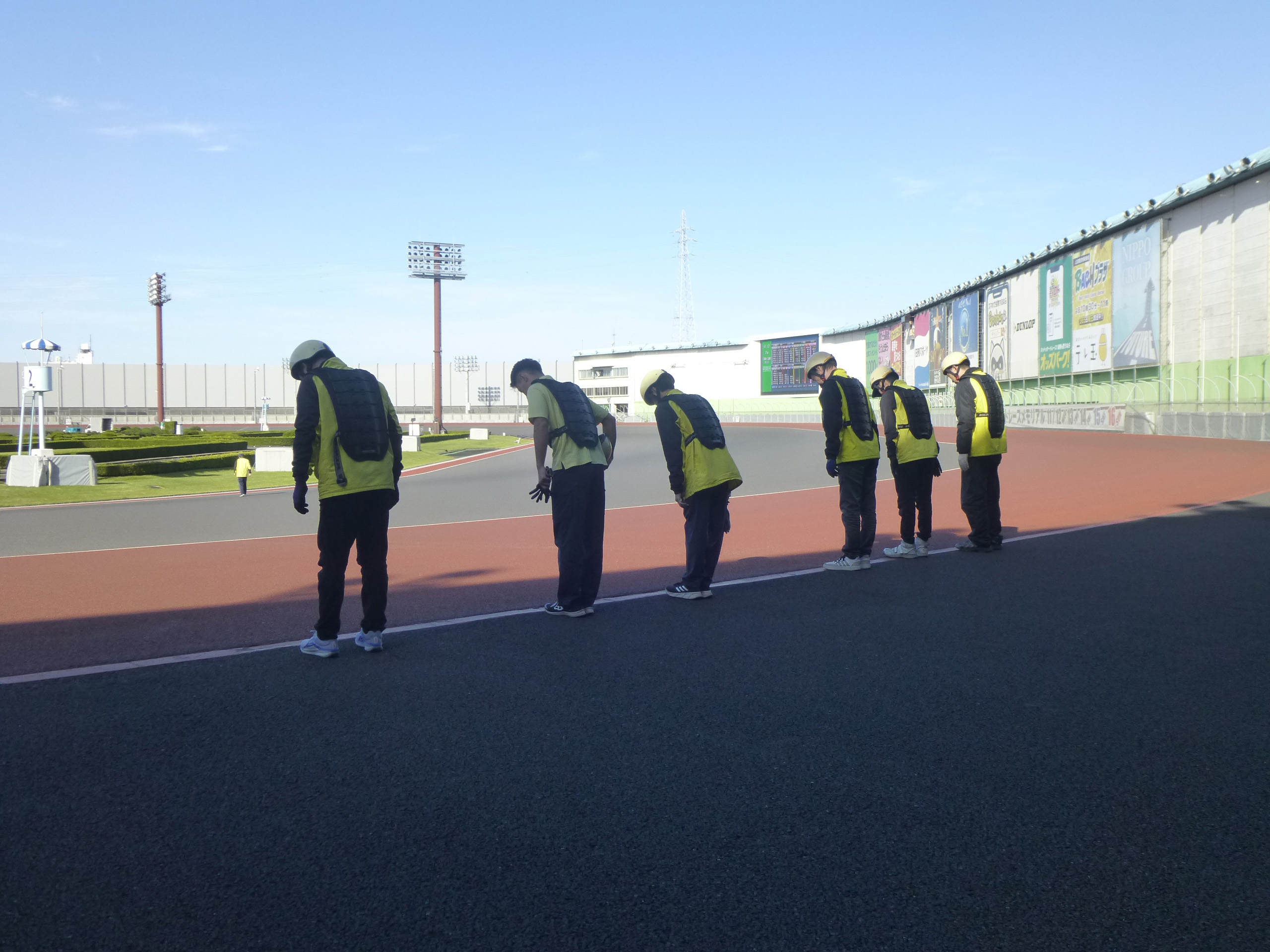 発走係員１.jpg
