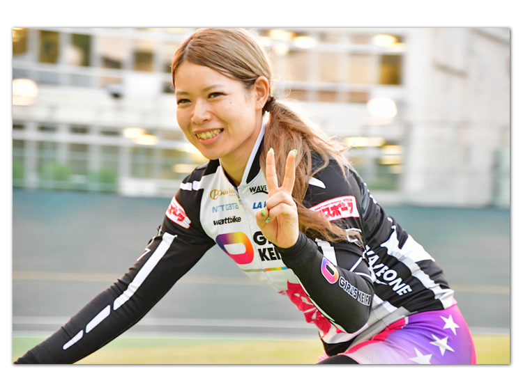 石井寛子選手(東京)直筆サイン入り年賀状