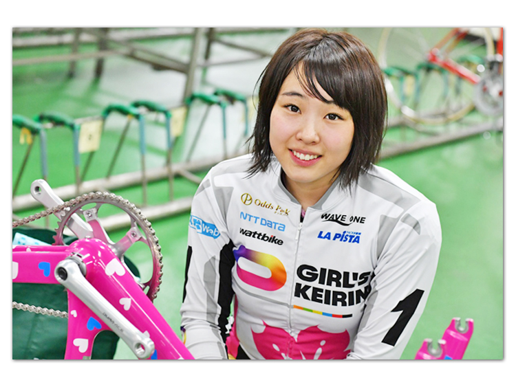 高木真備選手(東京)直筆サイン入り年賀状
