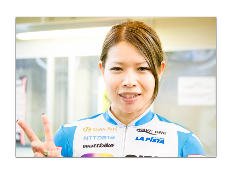 石井寛子選手(東京)直筆サイン入り年賀状